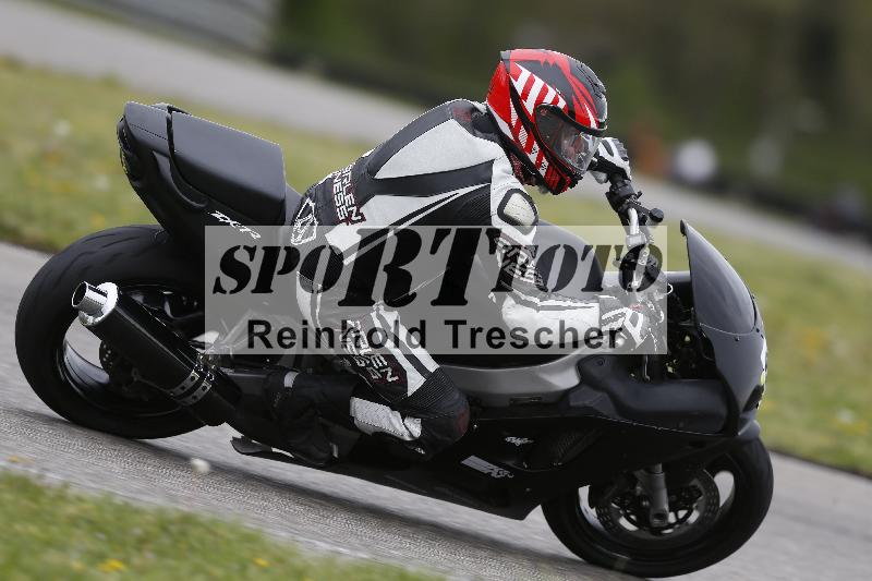 /Archiv-2025/08 20.04.2025 Speer Racing ADR/Gruppe gruen/88